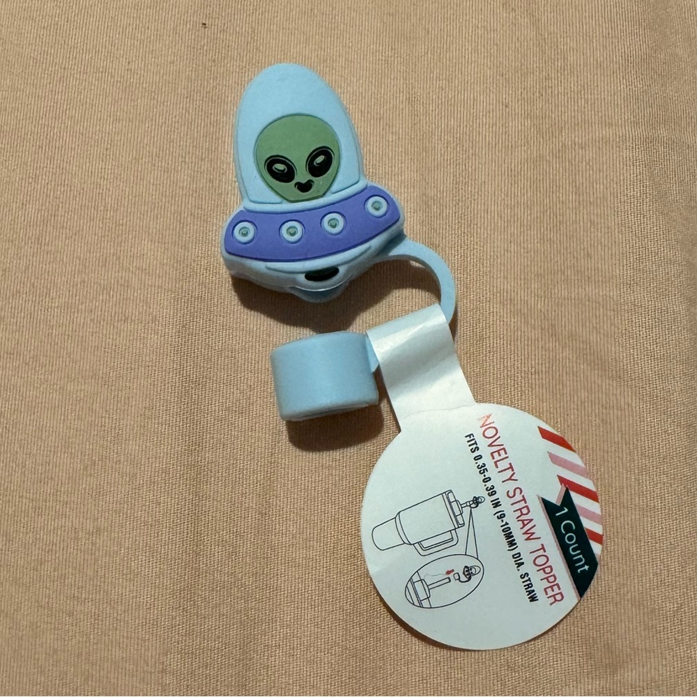 Alien straw toppers (bullseye playground)